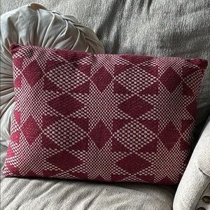 NEW! Country Cottage Farmhouse Star Geometric Red & White Tapestry Throw Pillow